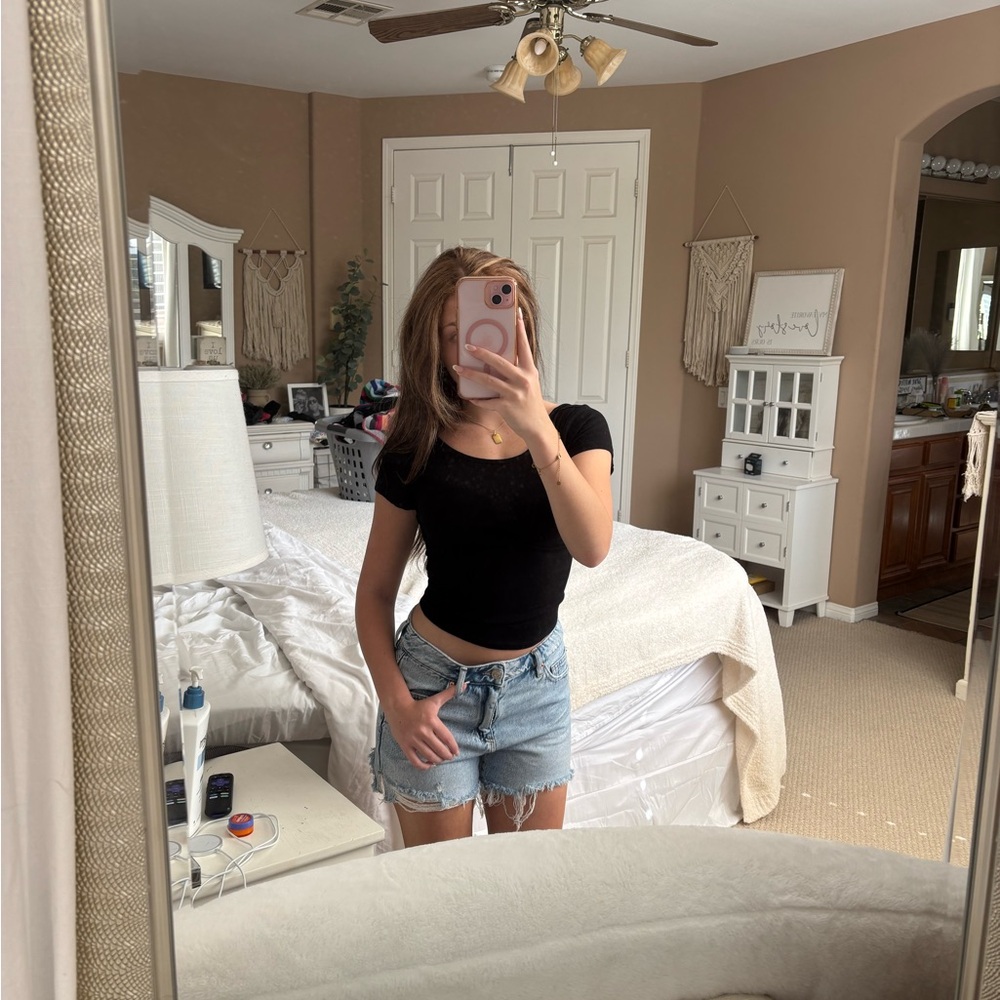 Tilly’s Black Top